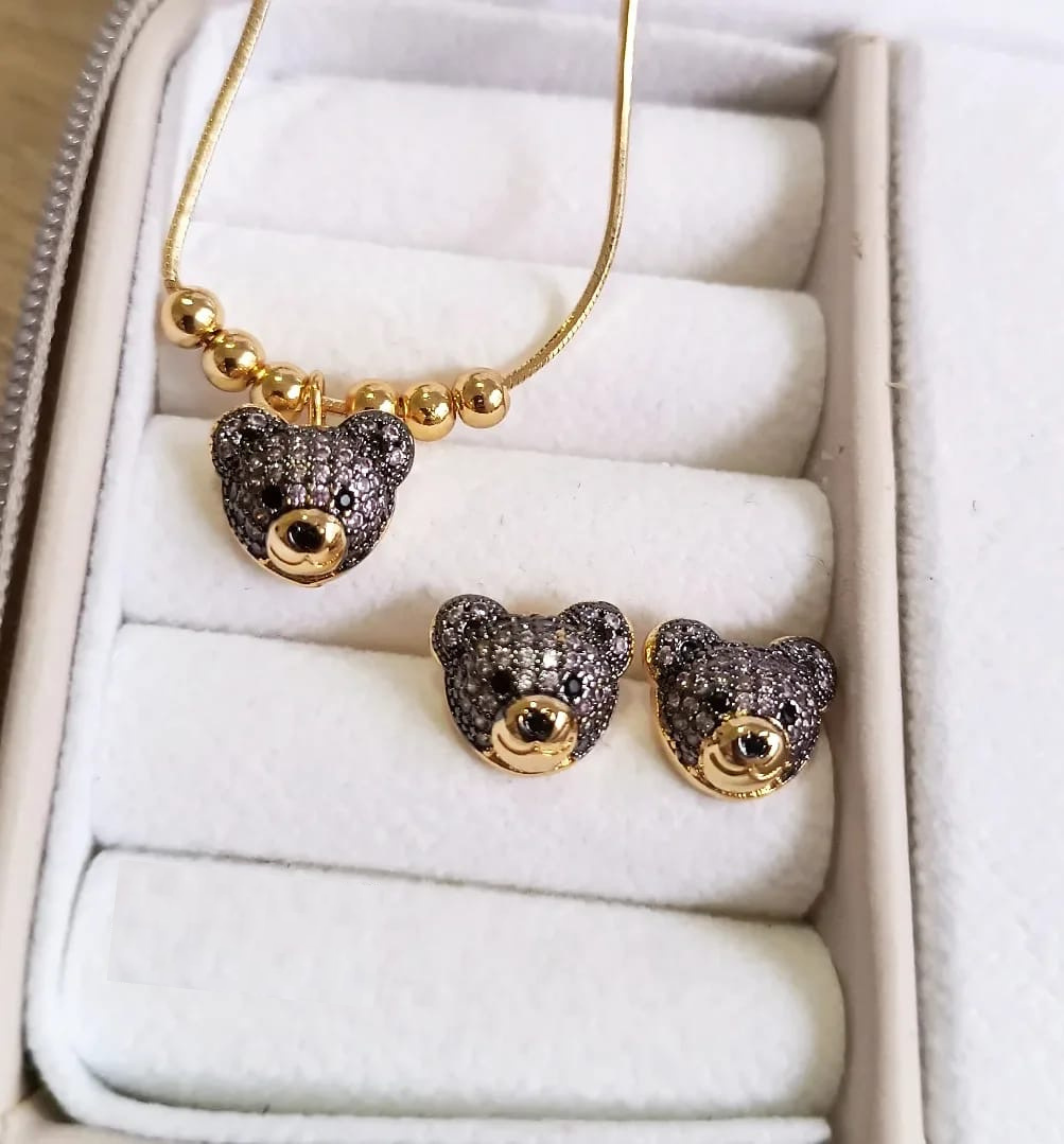 Set of bears