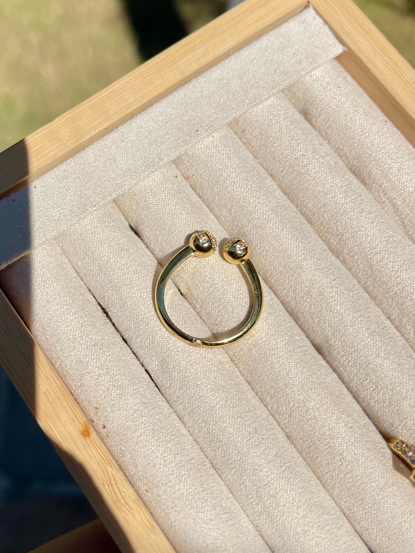 Open band ring