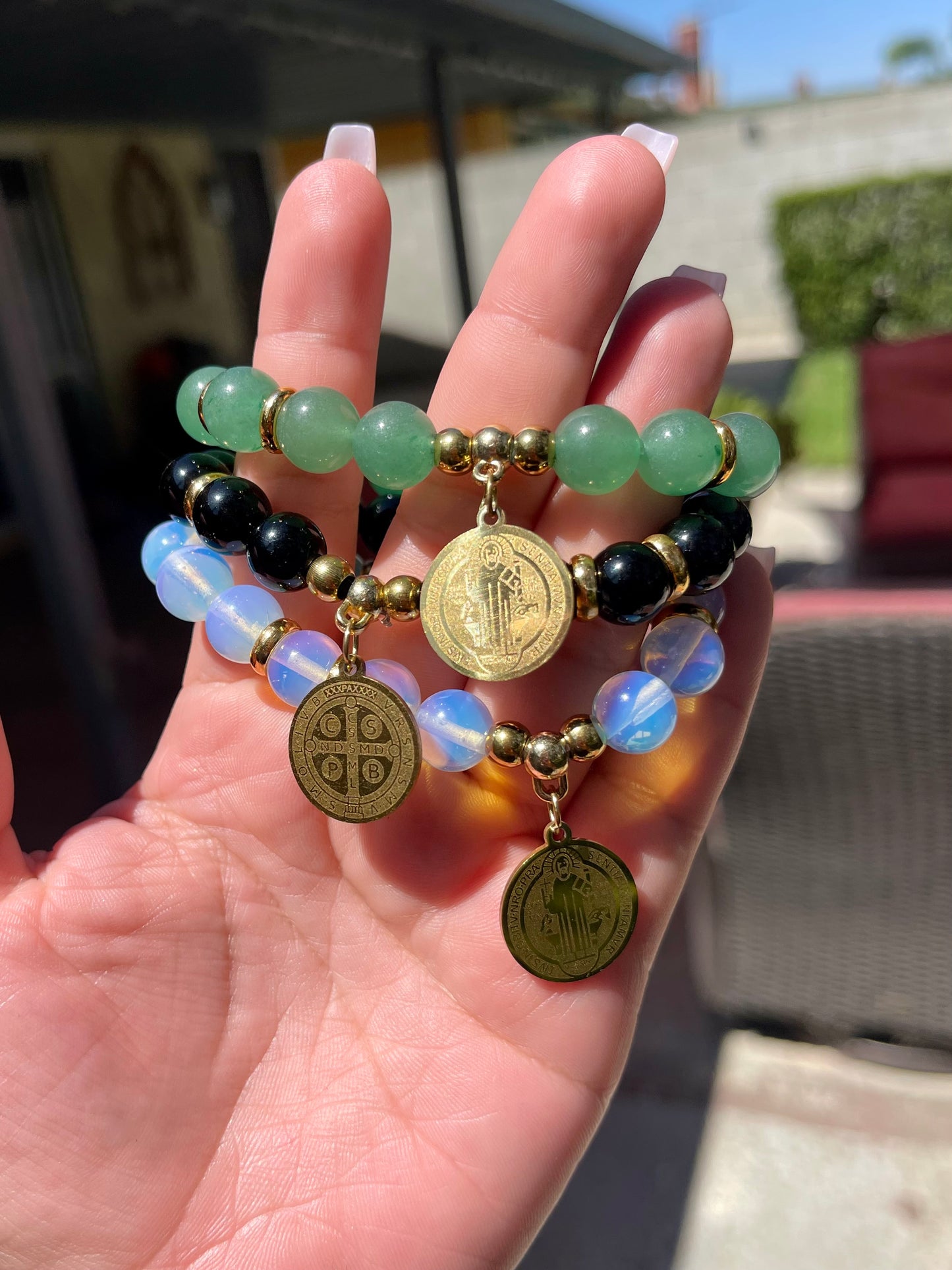 Stones bracelet with San Benito
