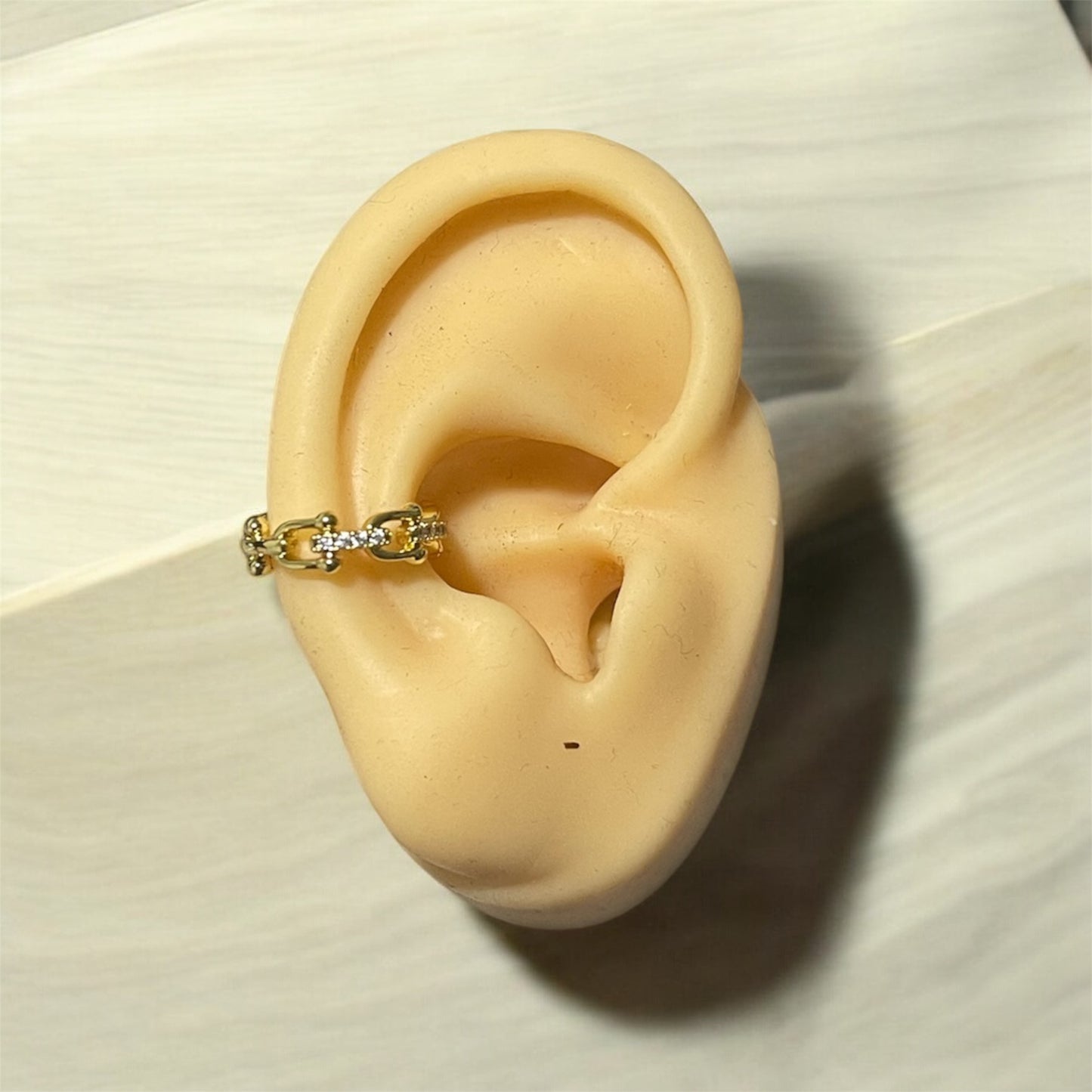 Link earcuff