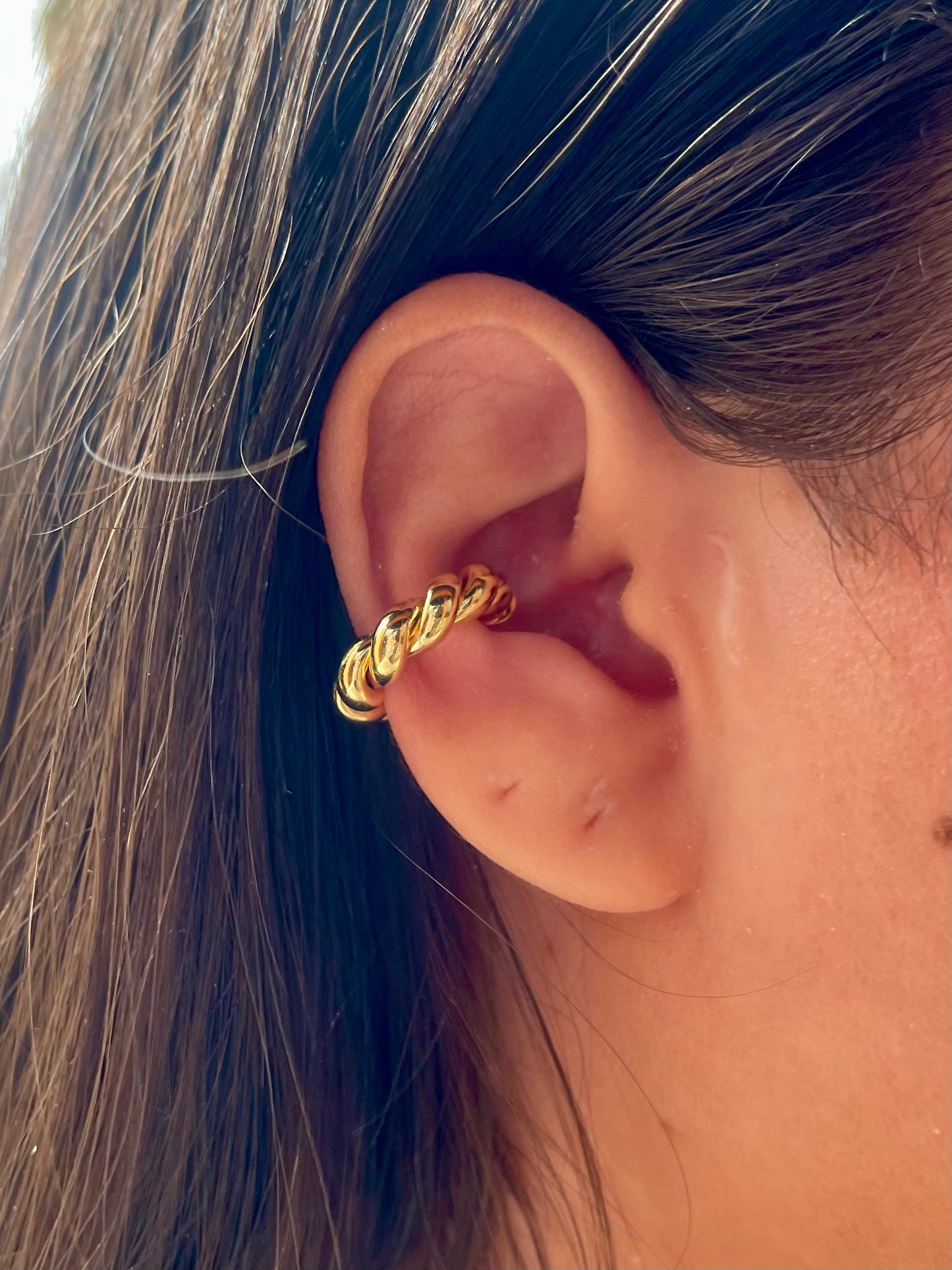 Earcuff