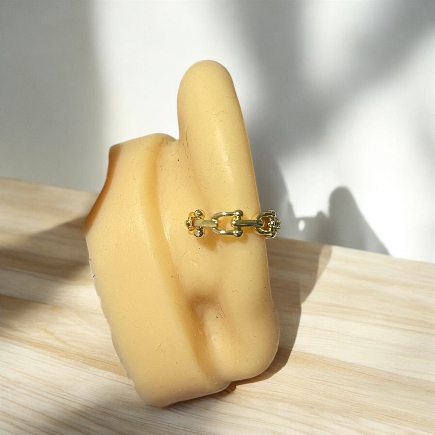 Link earcuff