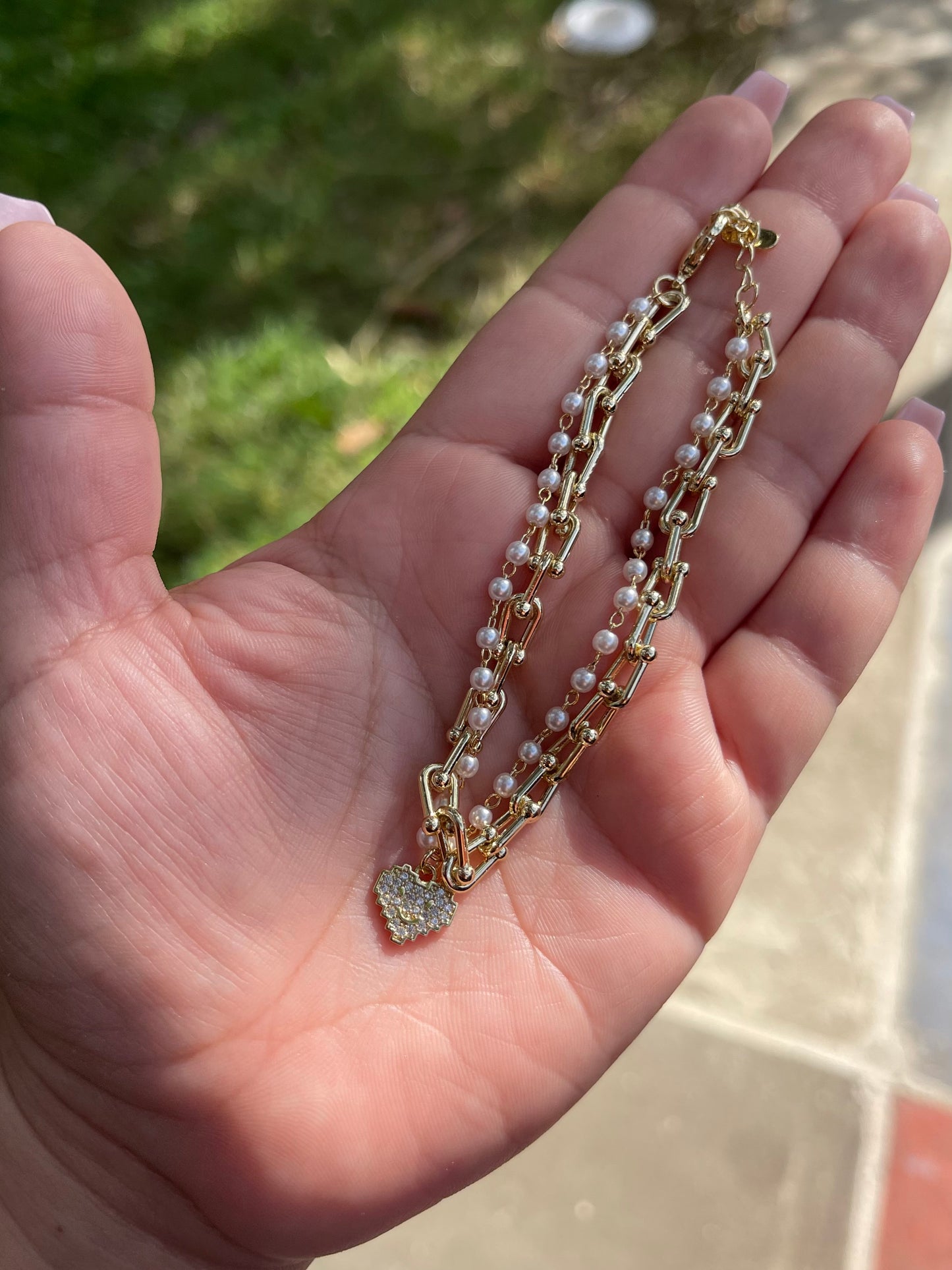 U link and pearls layered bracelet