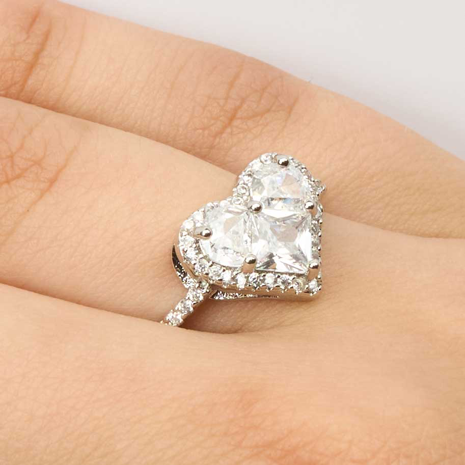 Silver heart ring