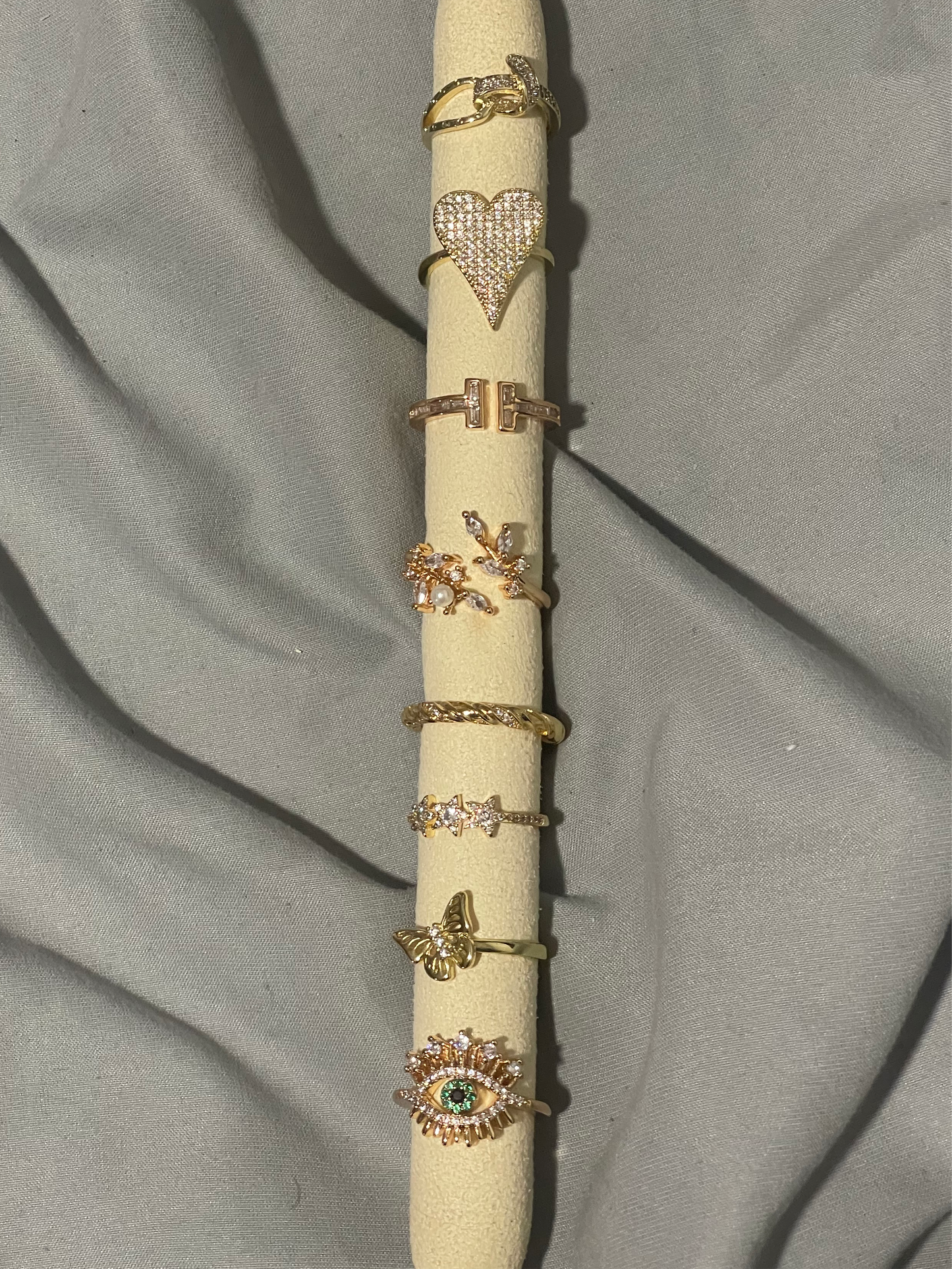 Unique pieces rings