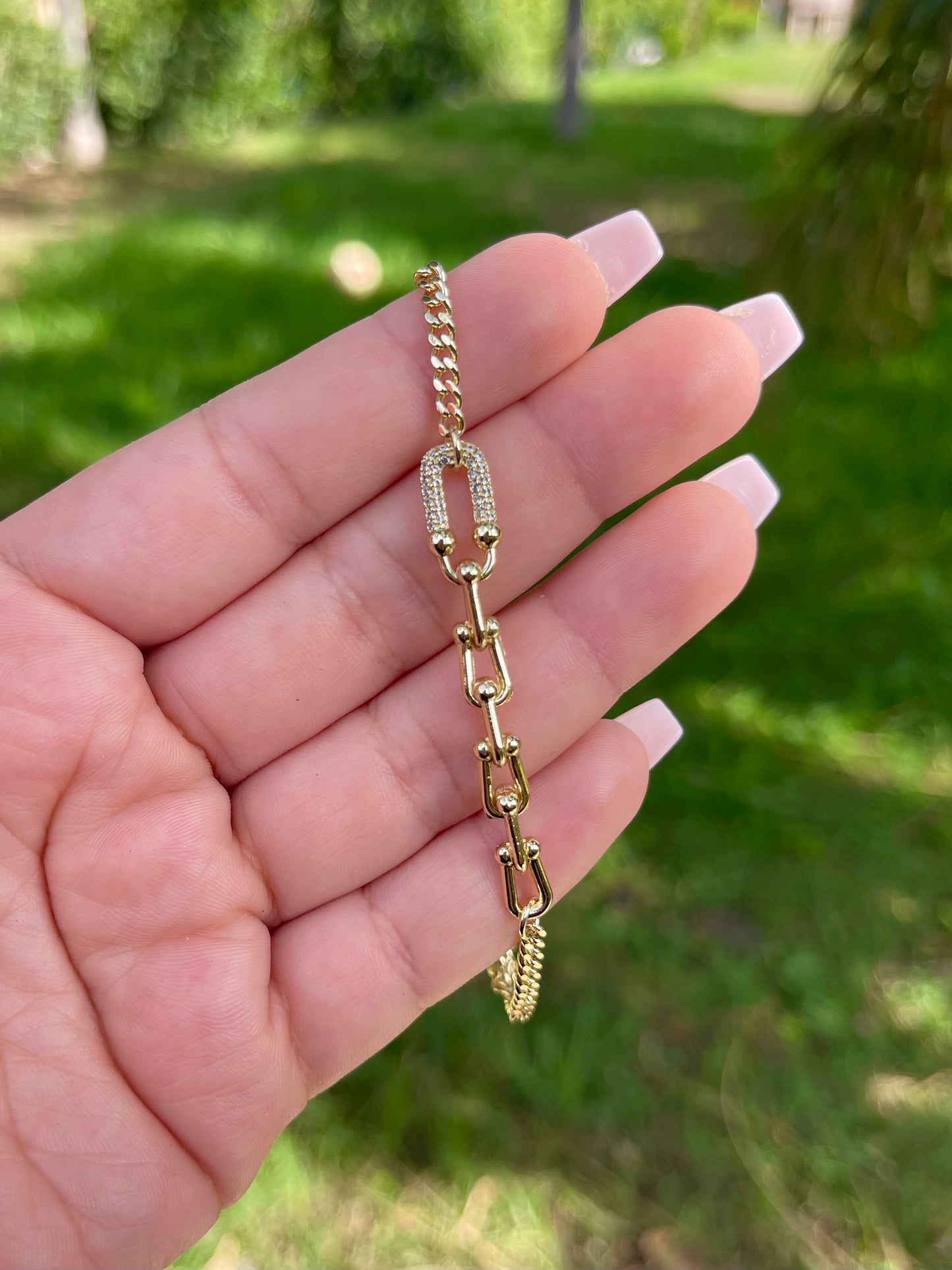 U link anklet