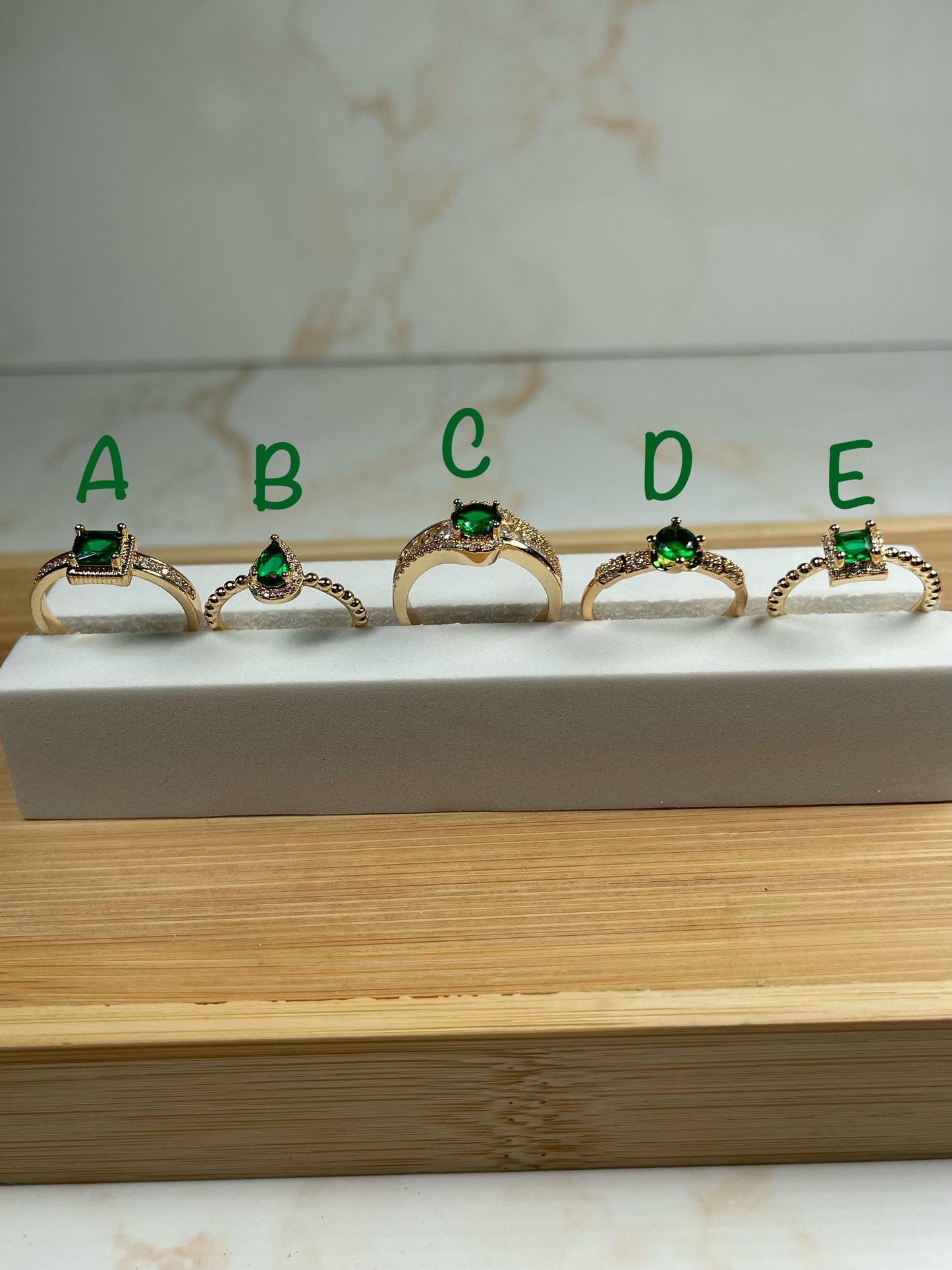 Green beauty’s rings