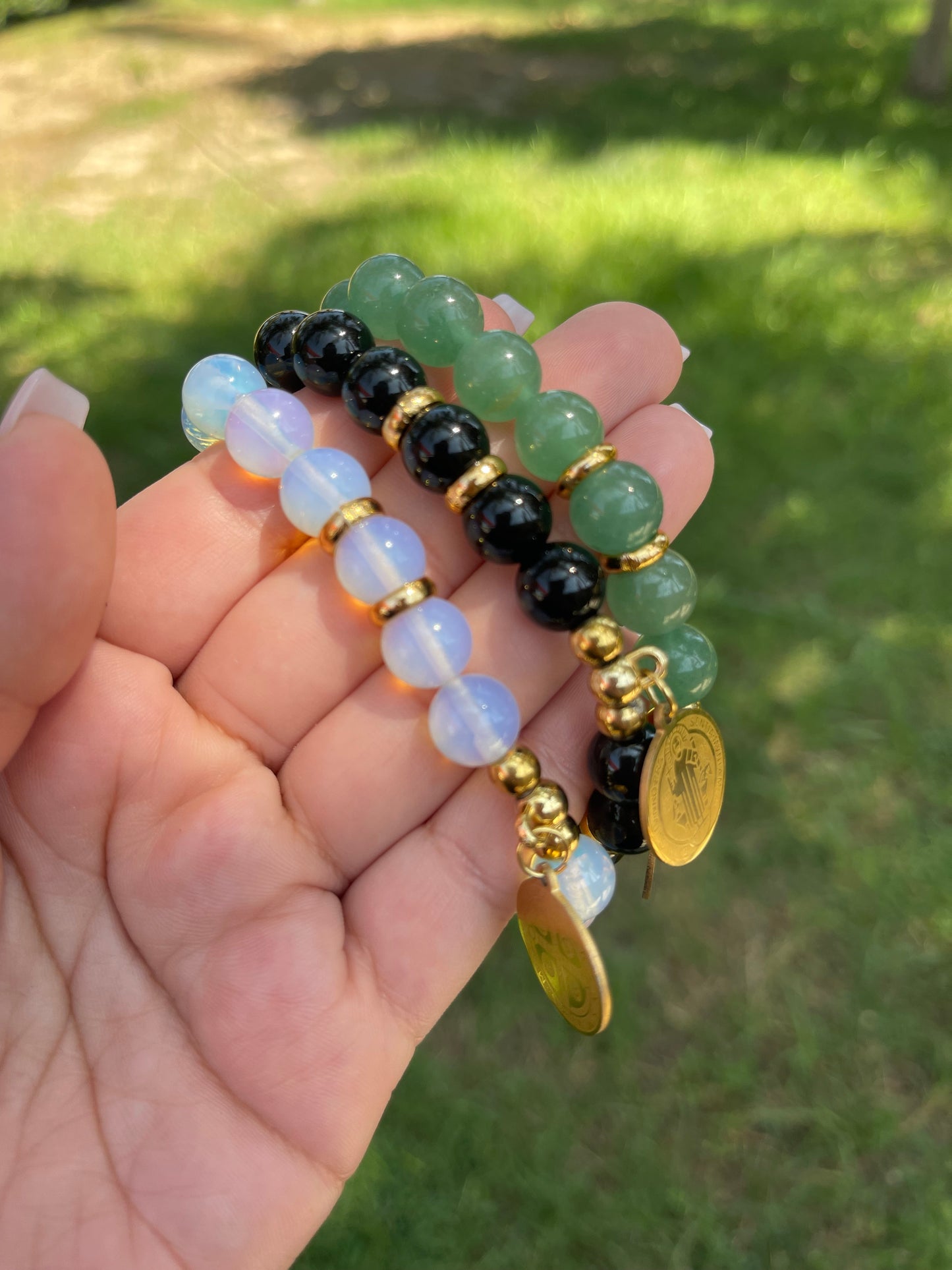 Stones bracelet with San Benito