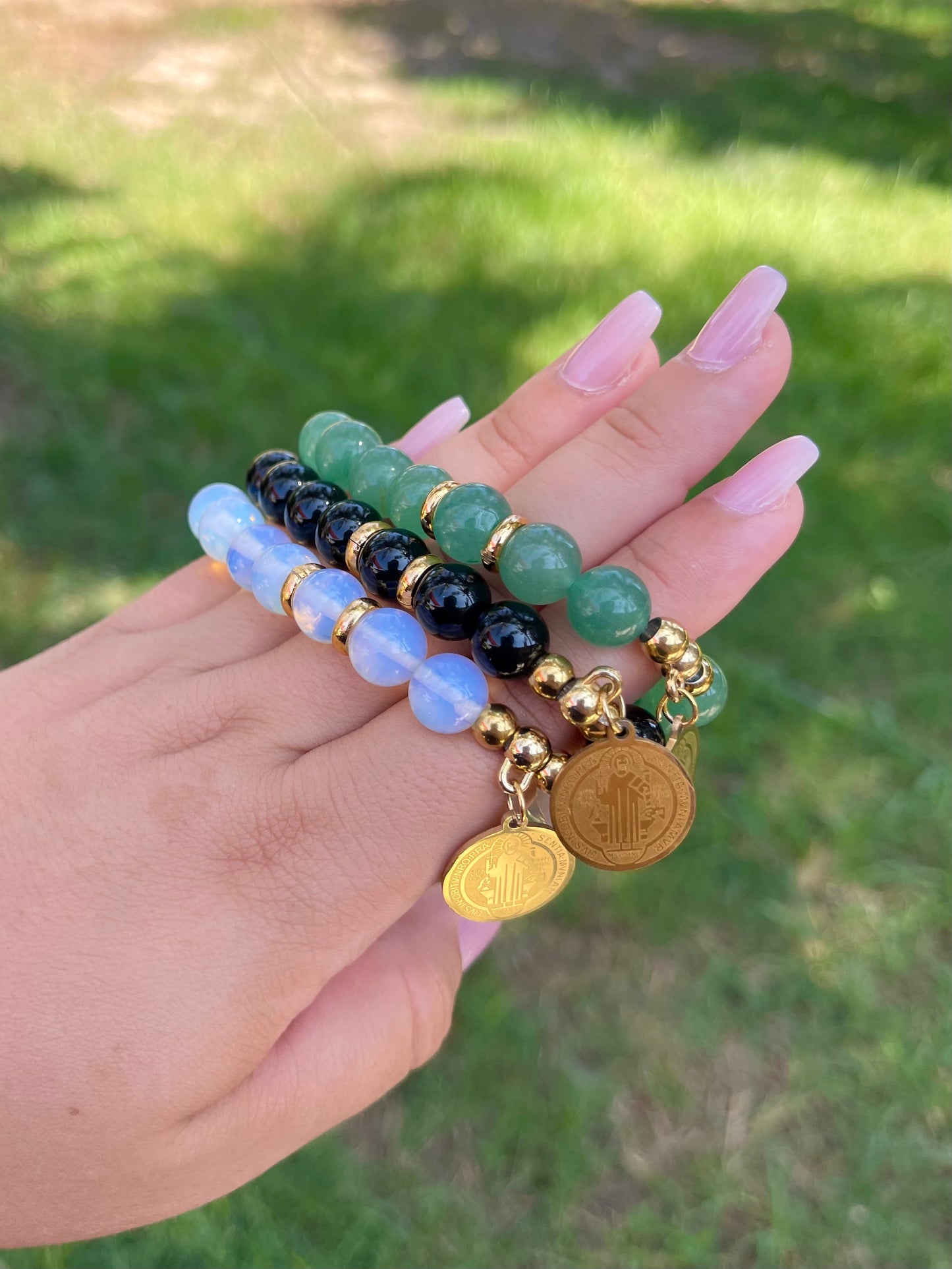 Stones bracelet with San Benito
