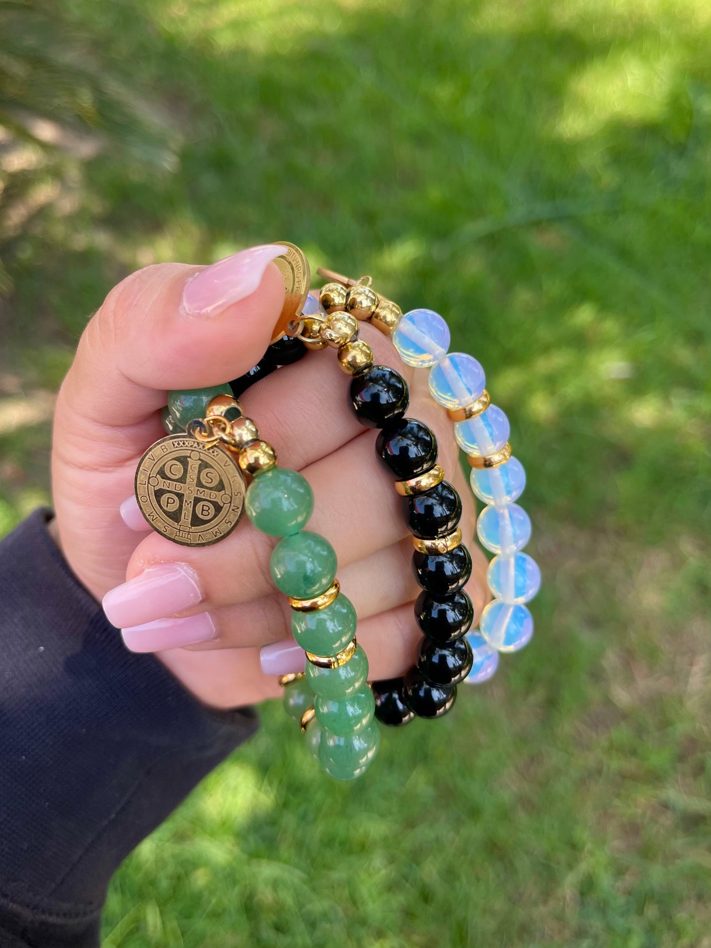 Stones bracelet with San Benito