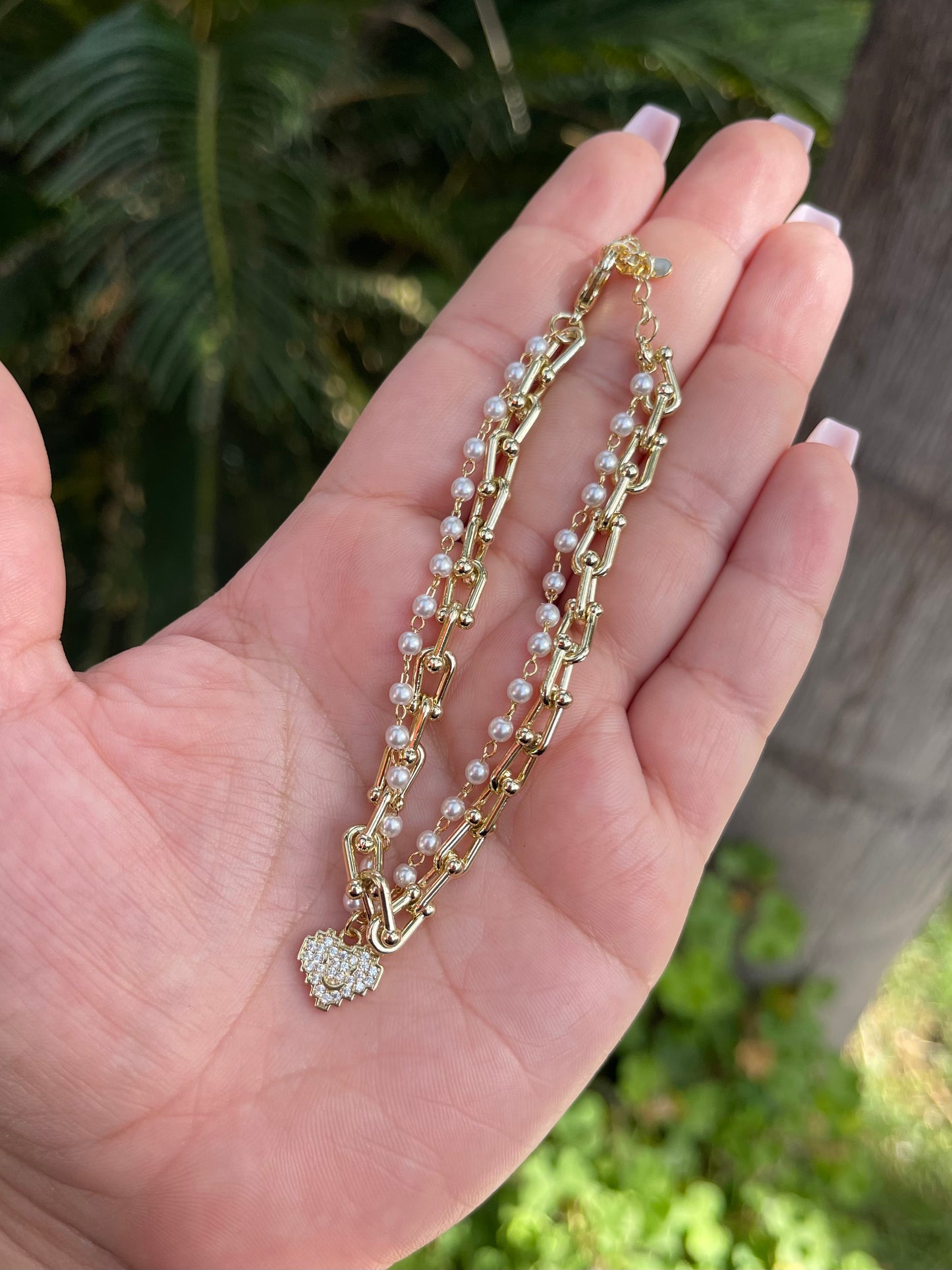 U link and pearls layered bracelet