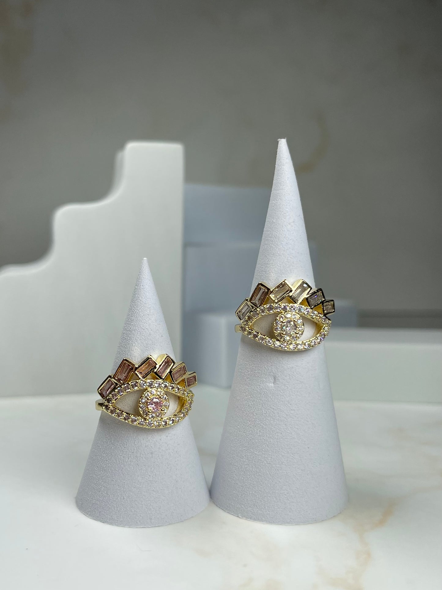 Beautiful eye ring