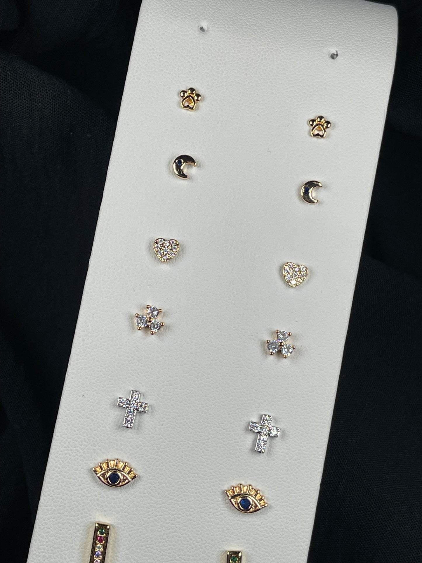 Mini earrings assorted