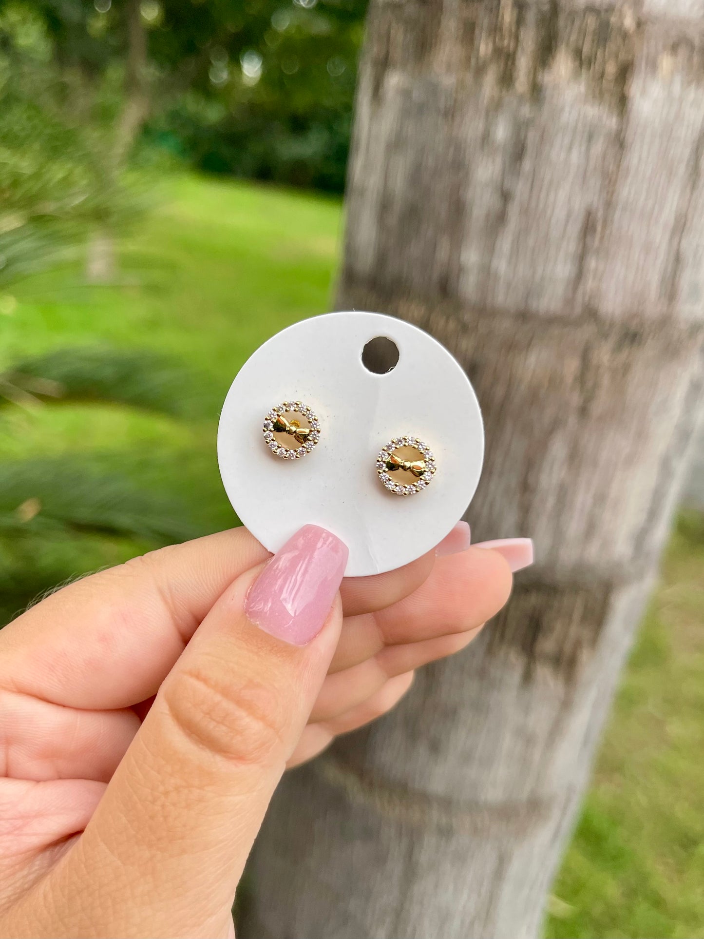Bow-circle earrings