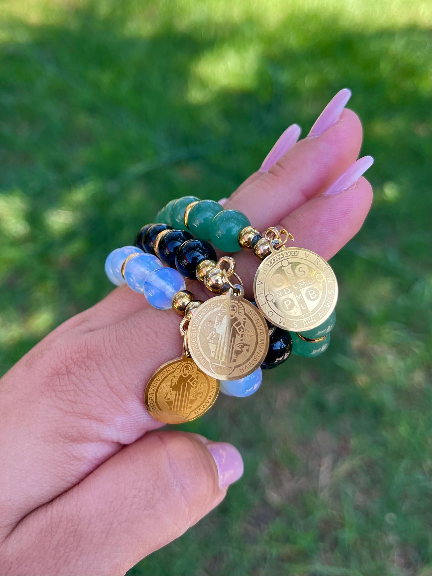 Stones bracelet with San Benito