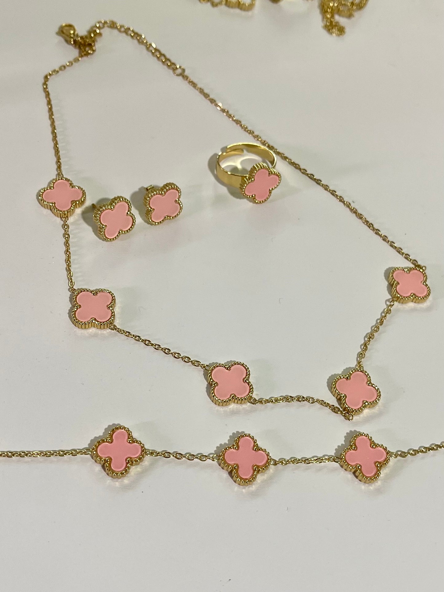 Set Clover