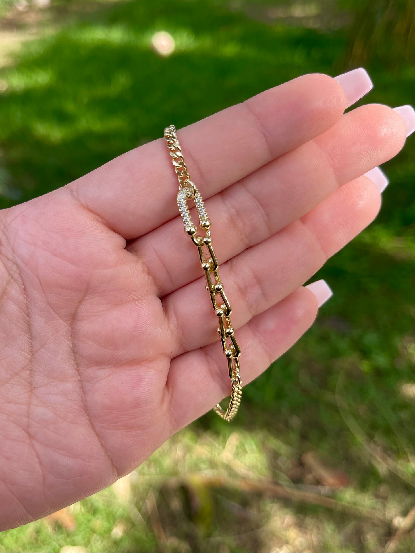 U link anklet