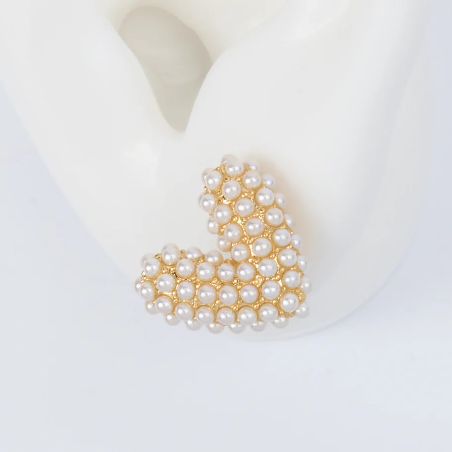 Pearl Heart Stud Earrings