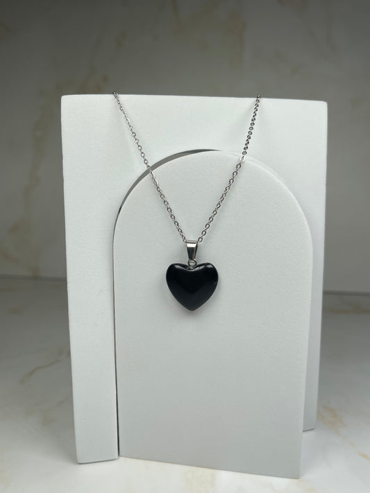 Heart shape obsidiana necklace